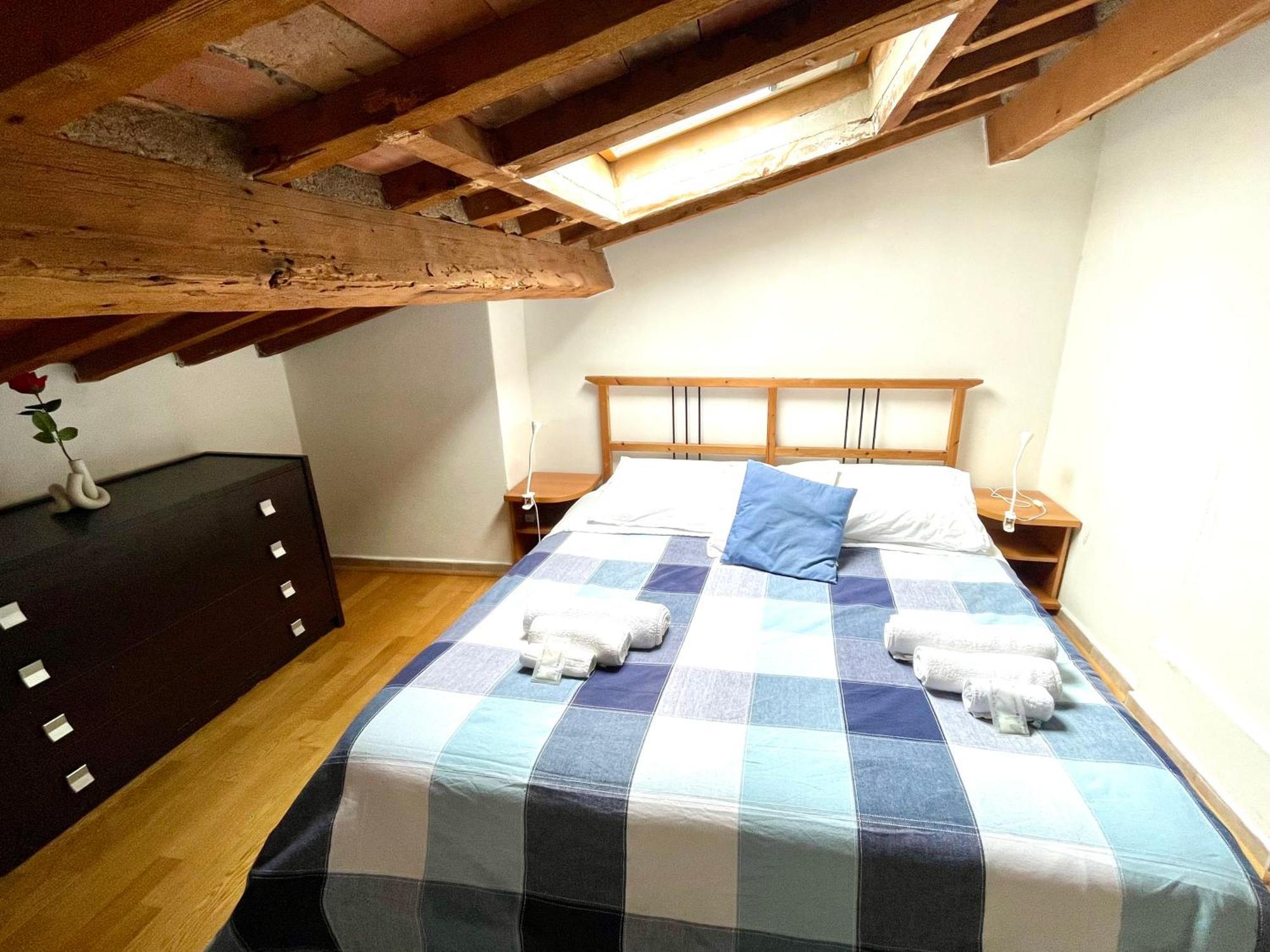 Luminosa Mansarda Vicino Al Porto Appartement Livorno Buitenkant foto